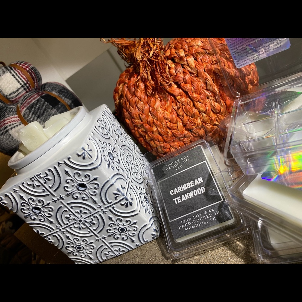 Caribbean Teakwood wax melt!